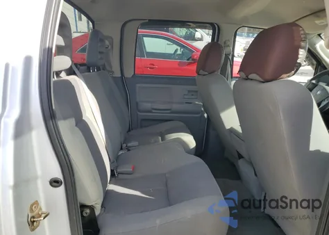 2006 Dodge Dakota Quad Slt z USA, uszkodzony, nr VIN 1D7HW48NX6S589635